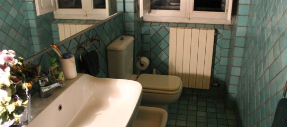 5 bedrooms Villa in Carrara, Italy No. 45782 10