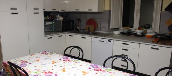 5 bedrooms Villa in Carrara, Italy No. 45782 9