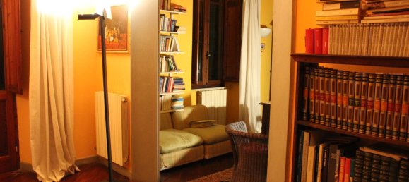 5 bedrooms Villa in Carrara, Italy No. 45782 18