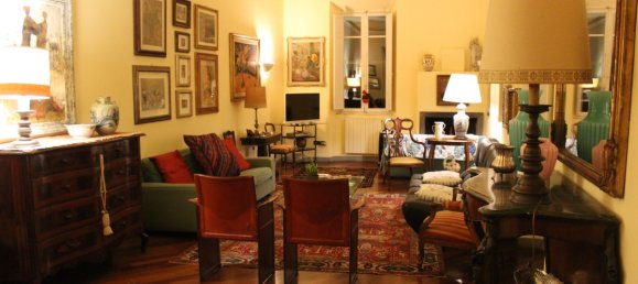 5 bedrooms Villa in Carrara, Italy No. 45782 3