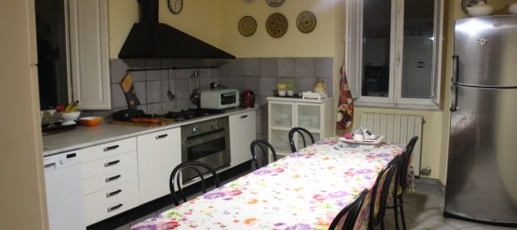 5 bedrooms Villa in Carrara, Italy No. 45782 8