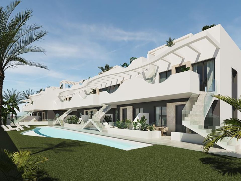 3 bedrooms Apartment in Alicante, Spain No. 175855