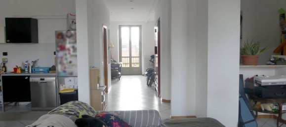 3 Schlafzimmer Wohnung in Turin, Italy, Nr. 210383 10