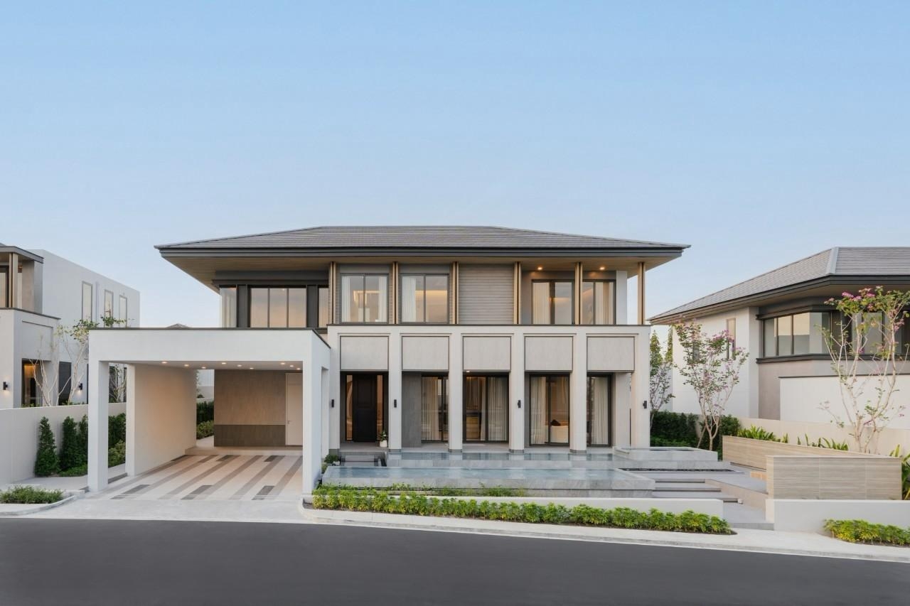 4 bedrooms Villa in Pattaya, Thailand No. 33003