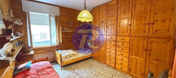 5 Schlafzimmer Wohnung in San Pellegrino Terme, Italy, Nr. 361128 16