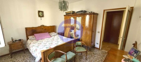 5 Schlafzimmer Wohnung in San Pellegrino Terme, Italy, Nr. 361128 14