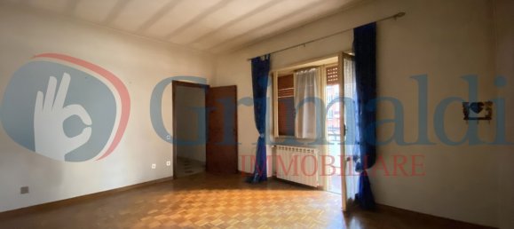 3-salle Appartement à Rome, Italy No. 201105 16