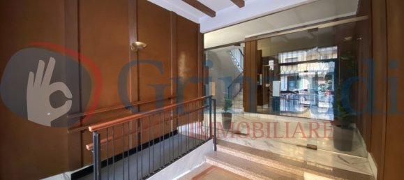 3-salle Appartement à Rome, Italy No. 201105 6