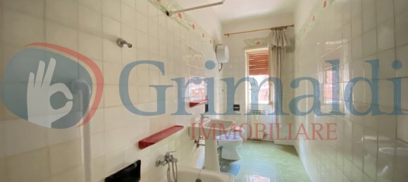 3-salle Appartement à Rome, Italy No. 201105 28