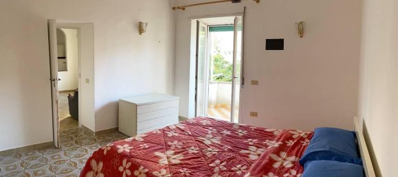5 rooms Apartment in Capri, Italy No. 111220 7