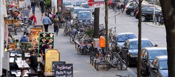 2-salle Appartement à Friedrichshain, Germany No. 102310 12