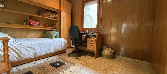 9 chambres Maison de ville à Ripoll, Spain No. 172639 10