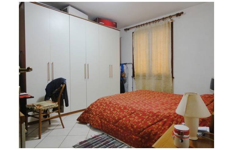 2غرفة شقة في Pontedera, Italy رقم 255085