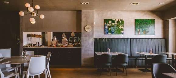 Gewerbliche Immobilie in Almada, Portugal 37m², Nr. 214858 3