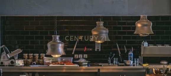 Gewerbliche Immobilie in Almada, Portugal 37m², Nr. 214858 2