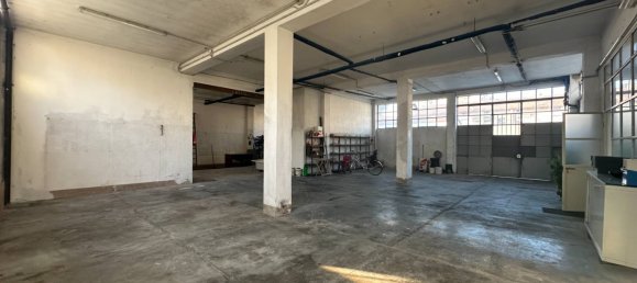 280m² Warehouse in Gorle, Italy No. 324932 7