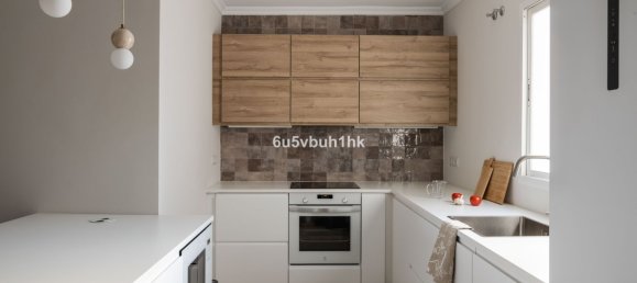 2 bedrooms Penthouse in Fuengirola, Spain No. 150167 8