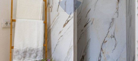 Casa de 4 divisões em Desio, Italy N.º 297011 13