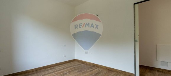 Casa de 4 divisões em Desio, Italy N.º 297011 22