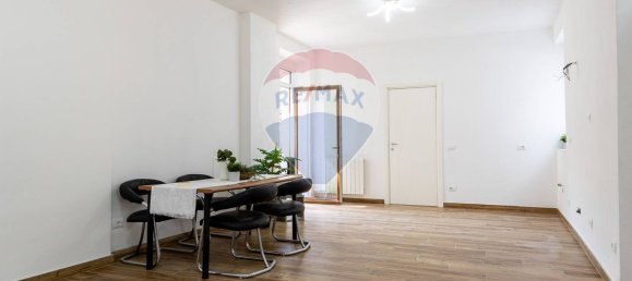 Casa de 4 divisões em Desio, Italy N.º 297011 8