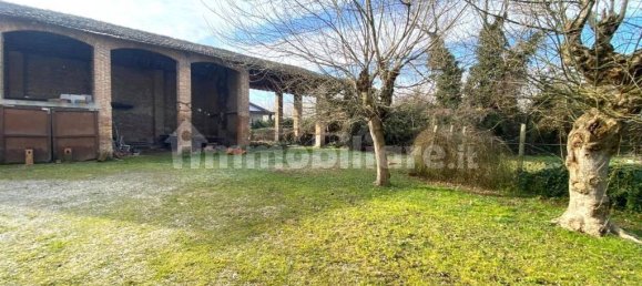 3 غرف نوم منزل في Castelletto di Branduzzo, Italy رقم 238655 4