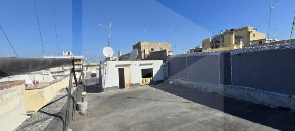 Квартира с 3 комнатами в Мольфетта, Италия № 11298 5