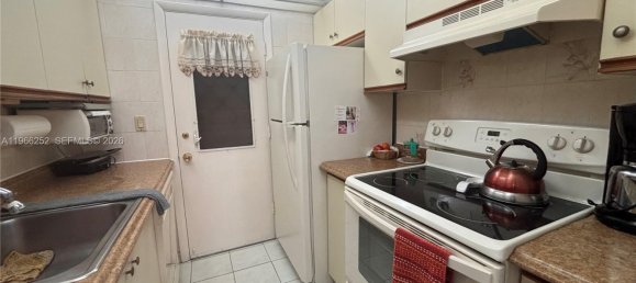 1 Schlafzimmer Gewerbliche Immobilien in Miami, USA, Nr. 615792 6