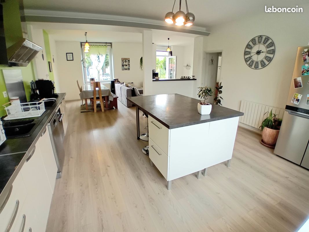 4 bedrooms House in Limoges, France No. 320215