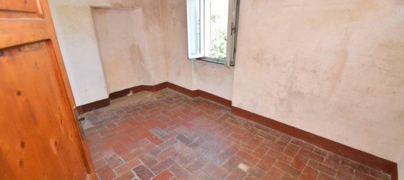 6 rooms Villa in Seravezza, Italy No. 117140 12