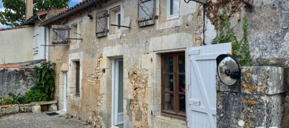 2 chambres Maison à Charente, France No. 311187 3