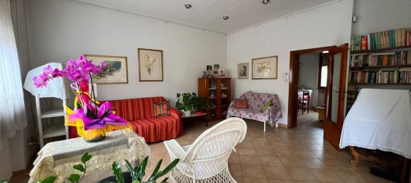 5 rooms House in Pesaro, Italy No. 277334 2
