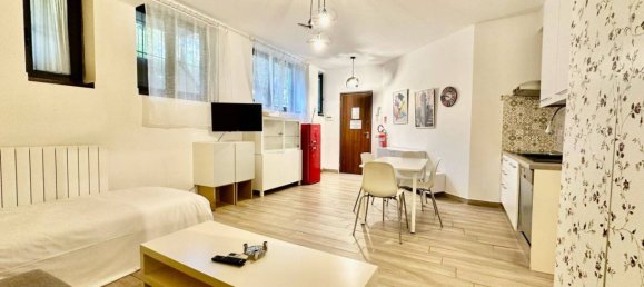 1 bedroom Apartment in Milan, Italy No. 239198 4