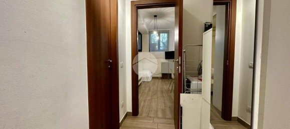 1 bedroom Apartment in Milan, Italy No. 239198 8