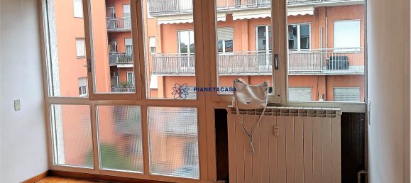 1 bedroom Apartment in Bergamo, Italy No. 320527 9