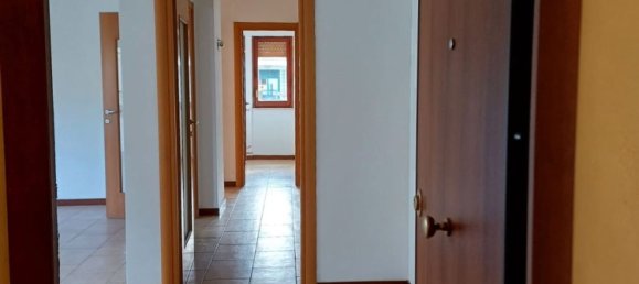 8 rooms Apartment in Palermo, Italy No. 307601 4