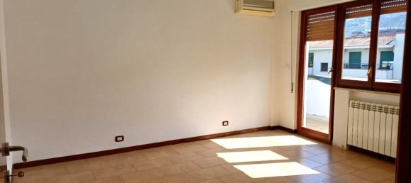 8 rooms Apartment in Palermo, Italy No. 307601 6