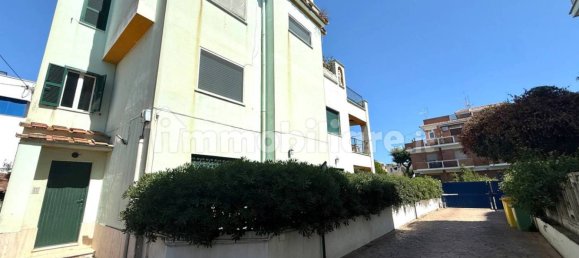 3 Schlafzimmer Penthouse in Anzio, Italy, Nr. 272698 36