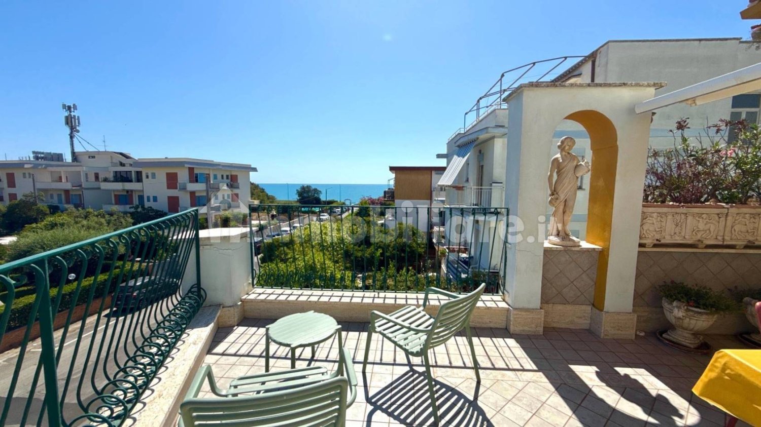3 Schlafzimmer Penthouse in Anzio, Italy, Nr. 272698
