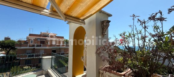 3 Schlafzimmer Penthouse in Anzio, Italy, Nr. 272698 5