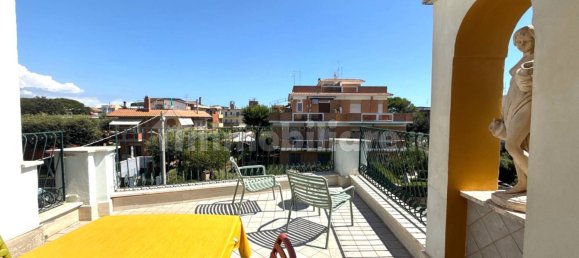 3 Schlafzimmer Penthouse in Anzio, Italy, Nr. 272698 7