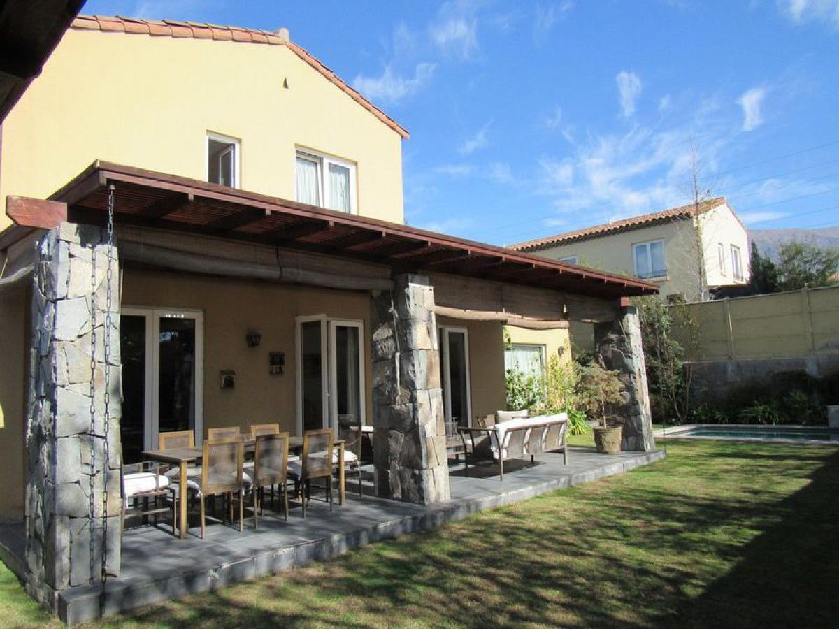 5 bedrooms House in Santiago, Chile No. 4560