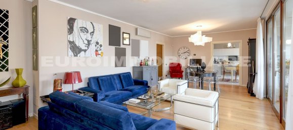 Apartamento de 4 divisões em Brescia, Italy N.º 118856 3