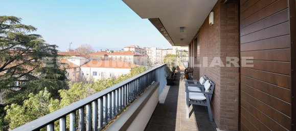Apartamento de 4 divisões em Brescia, Italy N.º 118856 16