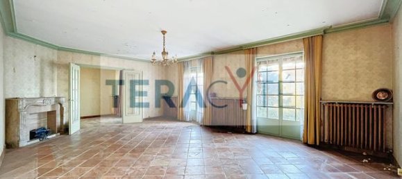 Casa T4 em Saint-Andre-de-Corcy, France N.º 313420 4