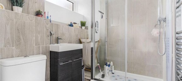 Квартира с 2 спальнями в Бекенхэм, Великобритания № 3500 6