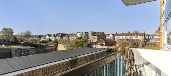 Квартира с 2 спальнями в Бекенхэм, Великобритания № 3500 3