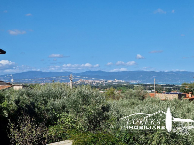 800m² Land in Castiglione del Lago, Italy No. 345865