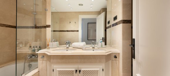 Квартира с 3 спальнями в Марбелья, Испания № 152074 15