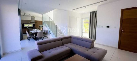 3 bedrooms Villa in Mouttagiaka, Cyprus No. 7126 8