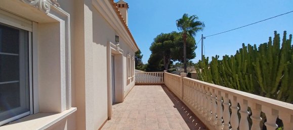 4 bedrooms House in Cabo Roig, Spain No. 185957 25